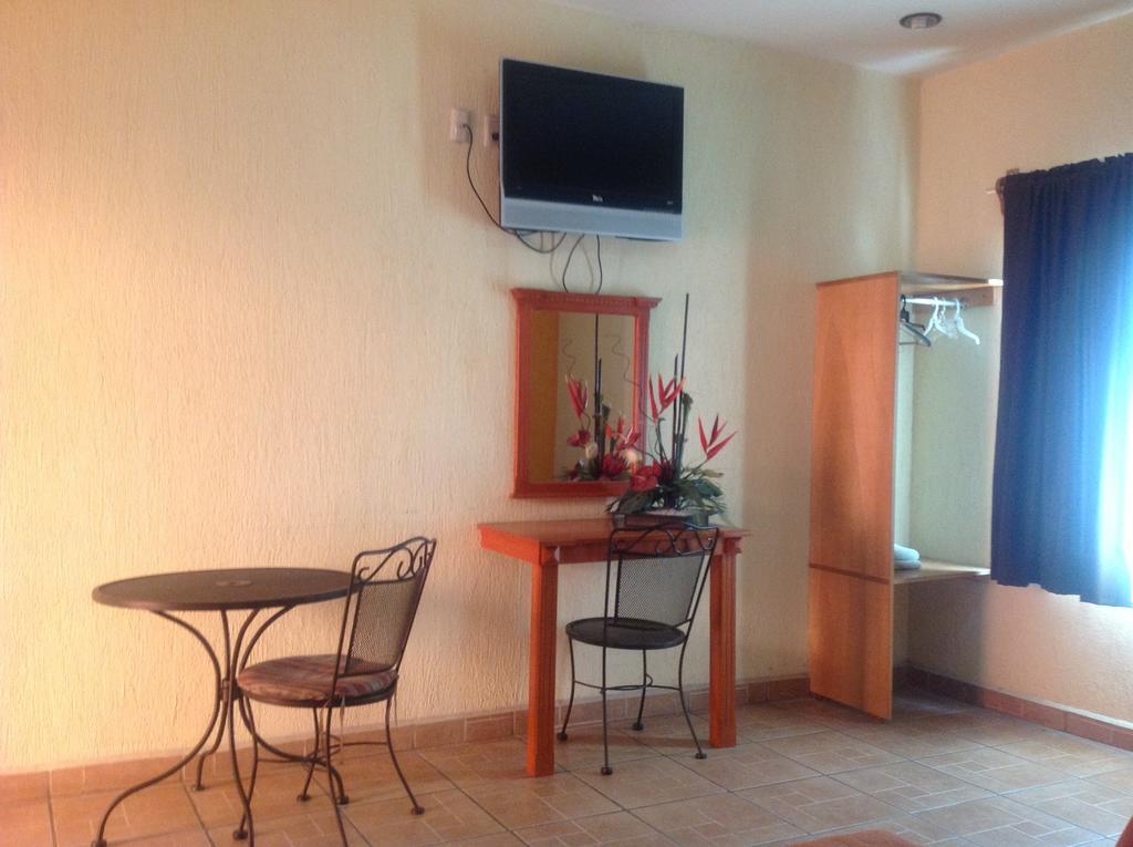Hotel Genoves San Juan de los Lagos Rum bild