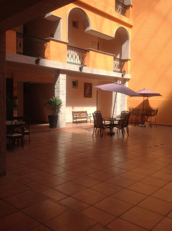 Hotel Genoves San Juan de los Lagos Exteriör bild